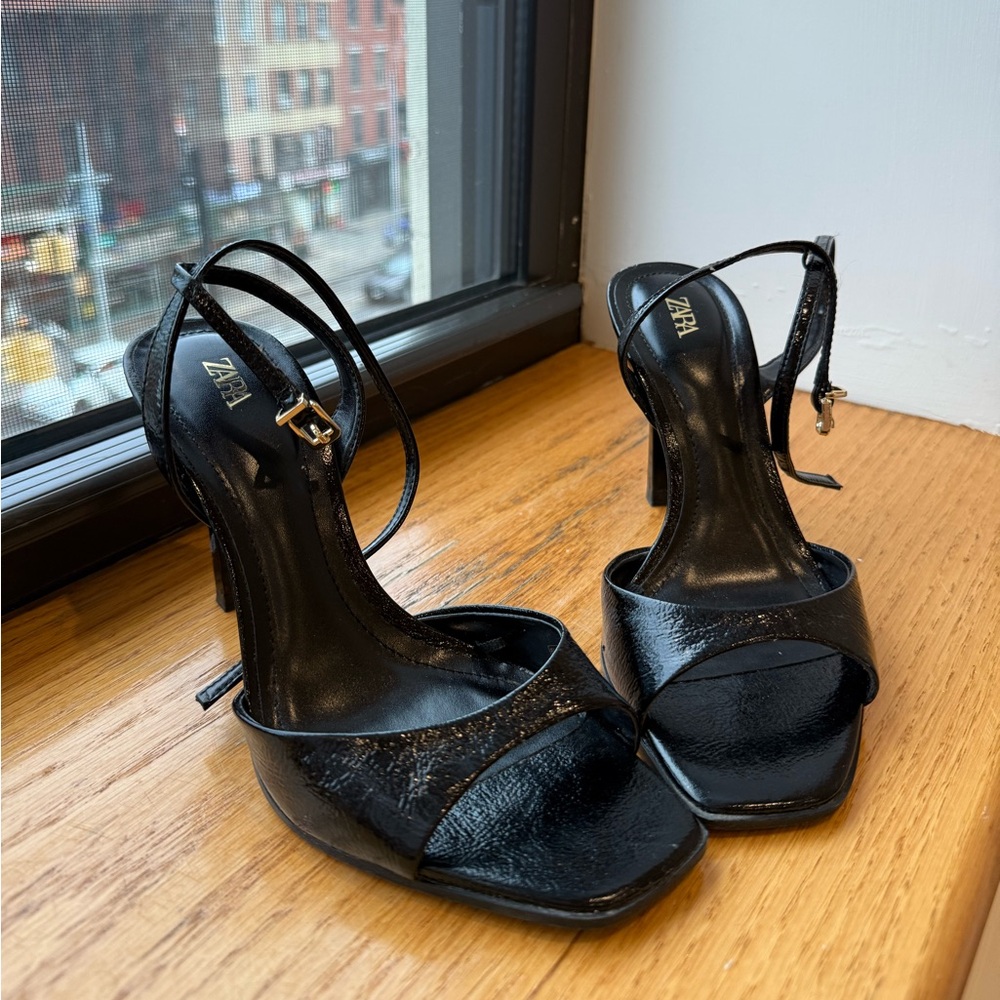 Zara Black Women's Heeled Sandals Crinkled Patent Finish